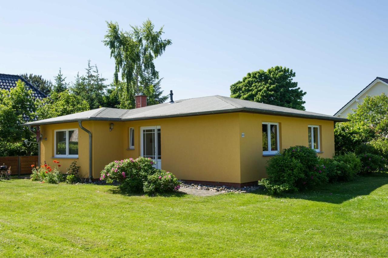Ferienhaus Sabine Mit Kamin Und So Baabe Phòng bức ảnh