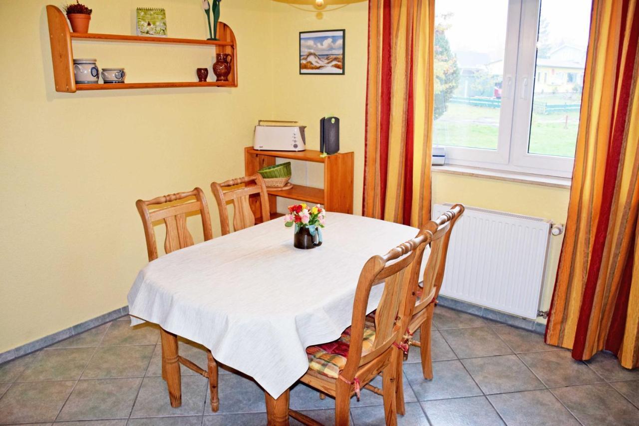 Ferienhaus Sabine Mit Kamin Und So Baabe Ngoại thất bức ảnh